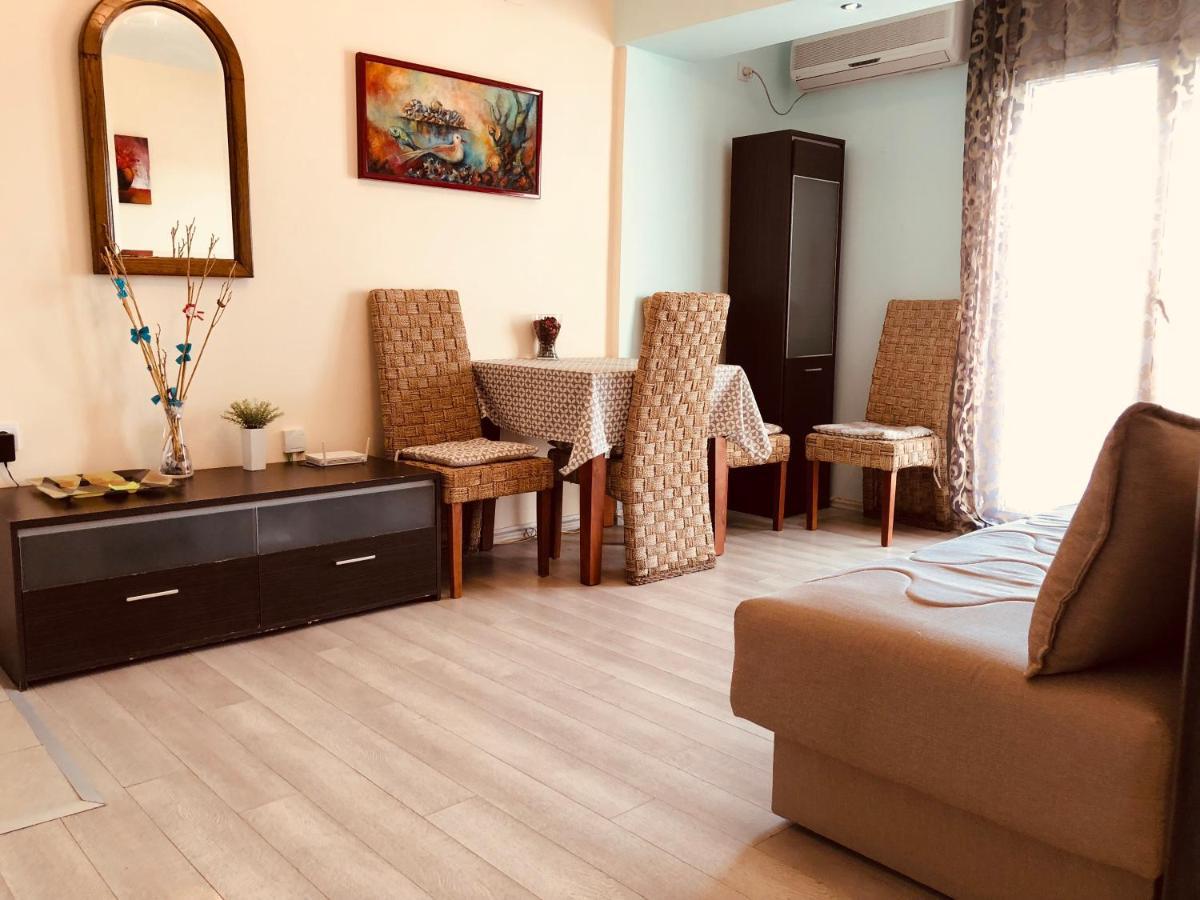 Apartments Aleksandar Petrovac Room photo